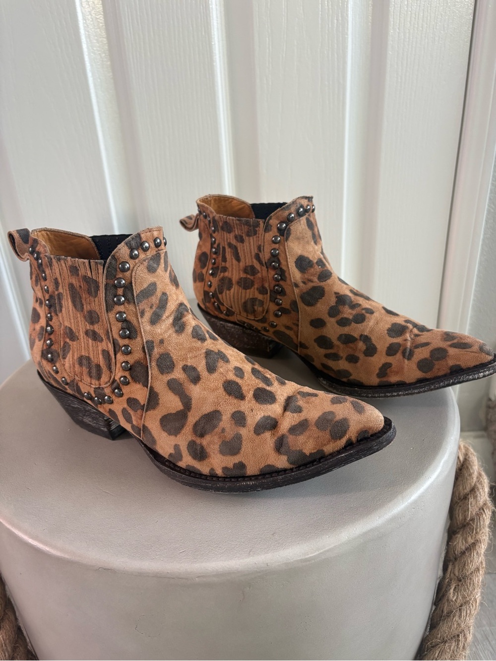 Old Gringo | Vintage “Teena Dance" Leopard Print Booties | Size 8.5 | VGC